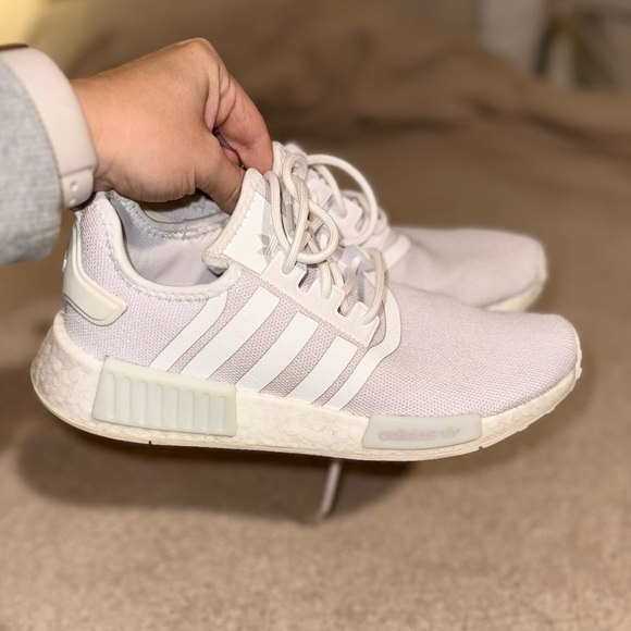 Adidas NMD R1 - Picture 1 of 3